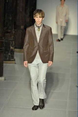 Look 32